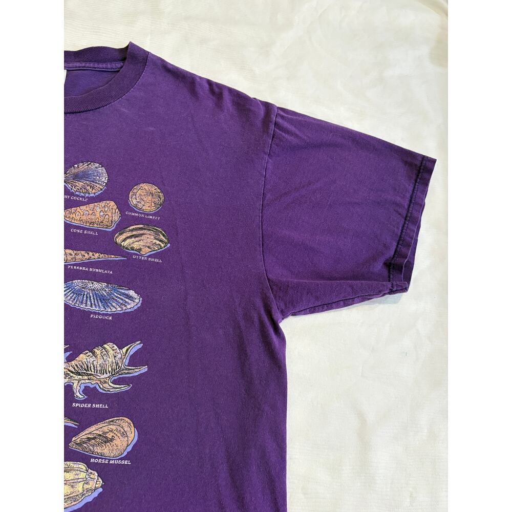 Vintage 90s Coastal Seashell Graphic T-Shirt Shells of the World Jerzees XL USA - Picture 6 of 15